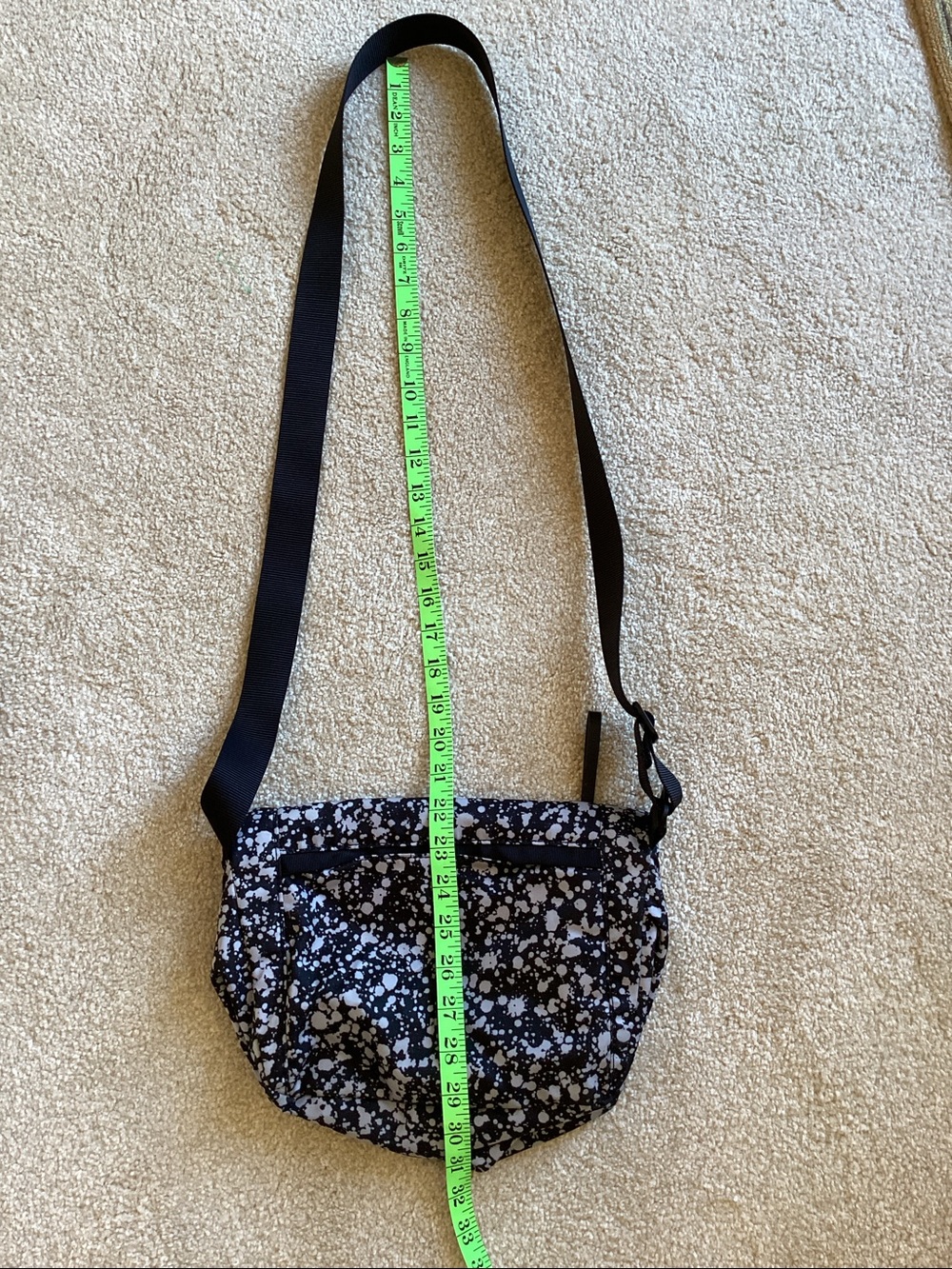 Lululemon bag - Picture 4 of 5